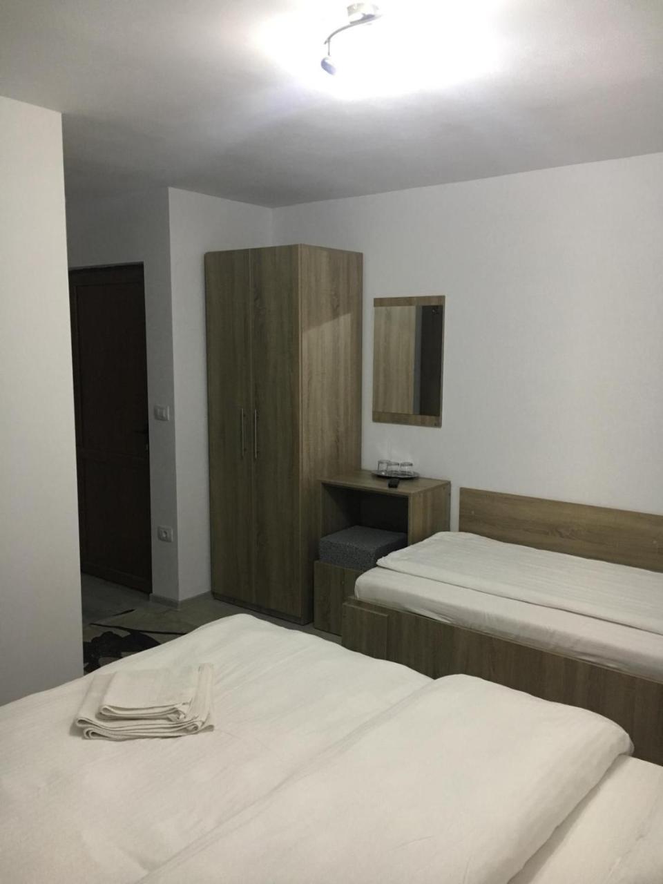 Vila Fan Confort Vişeu de Sus Esterno foto