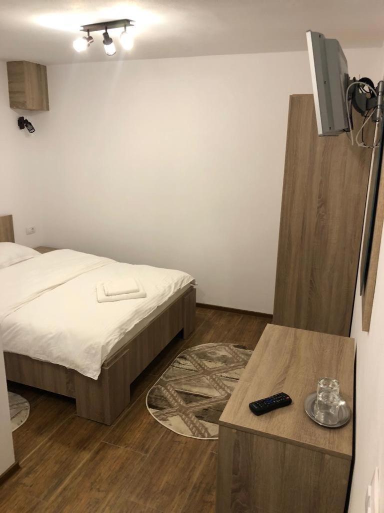 Vila Fan Confort Vişeu de Sus Esterno foto